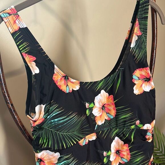 NWT Shore Shapes Tropical Swim Dress - Picture 3 of 10